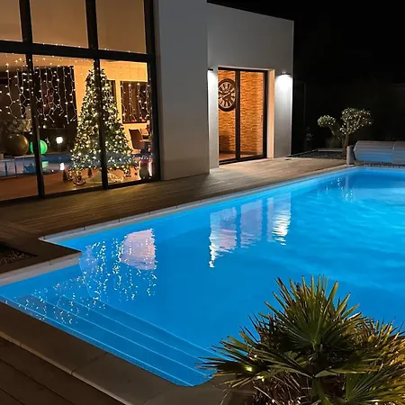La Des Cotis Holiday home Commes